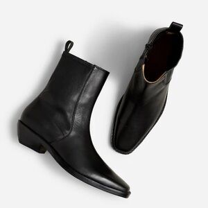 Madewell The Idris Ankle Boot in Leather